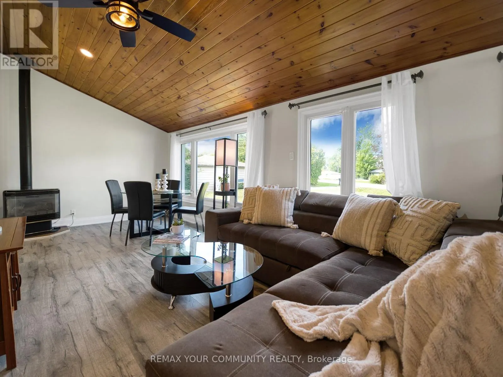 18 ISLE VISTA DRIVE