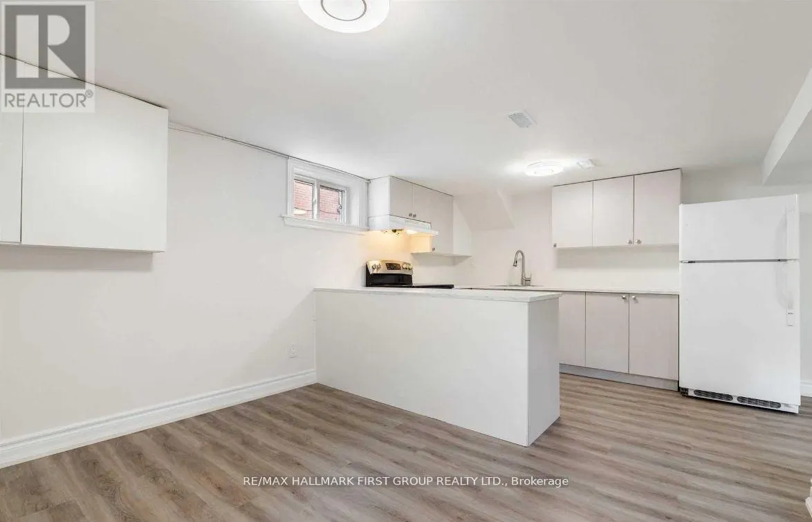 (BASEMENT) - 50 WALTER AVENUE