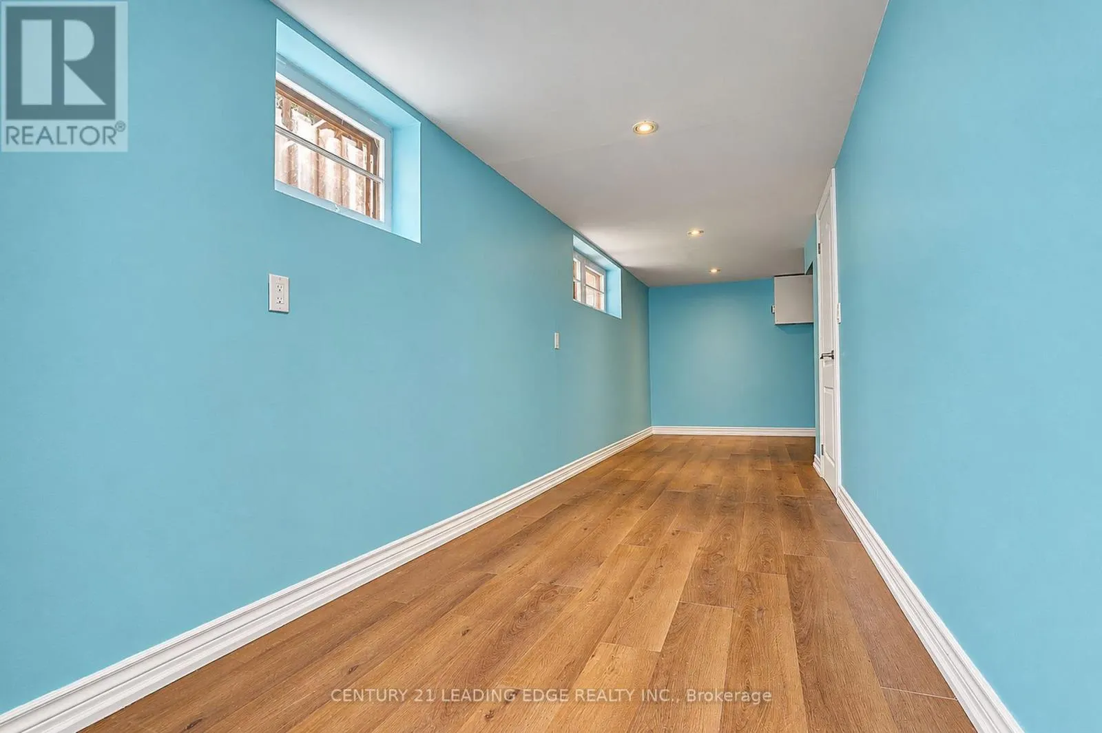BASEMENT - 1006 ELGIN STREET