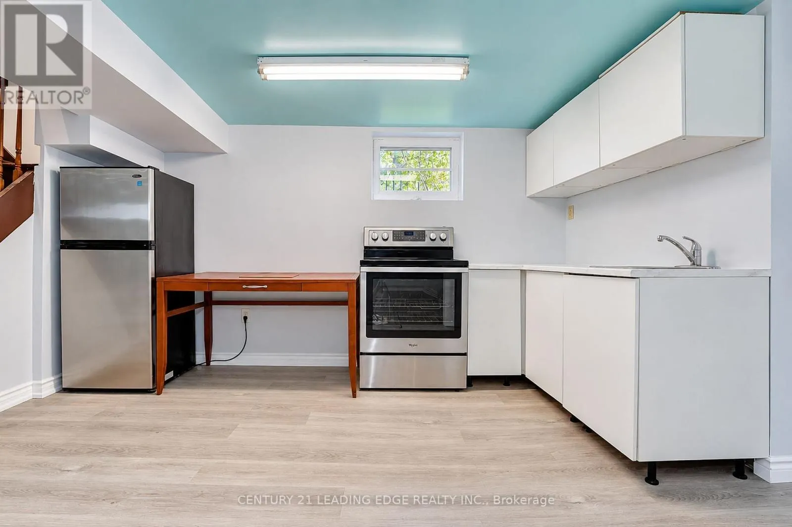 BASEMENT - 1006 ELGIN STREET