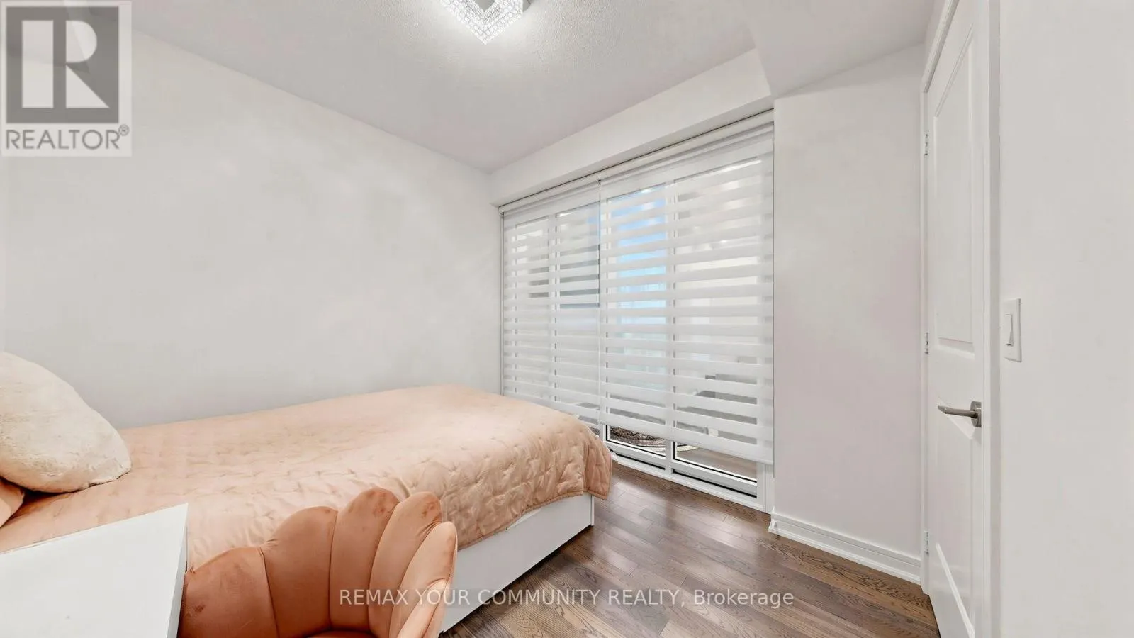 619 - 9201 YONGE STREET