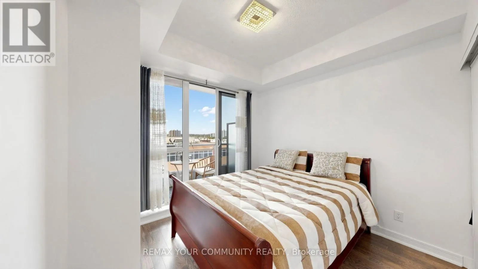 619 - 9201 YONGE STREET