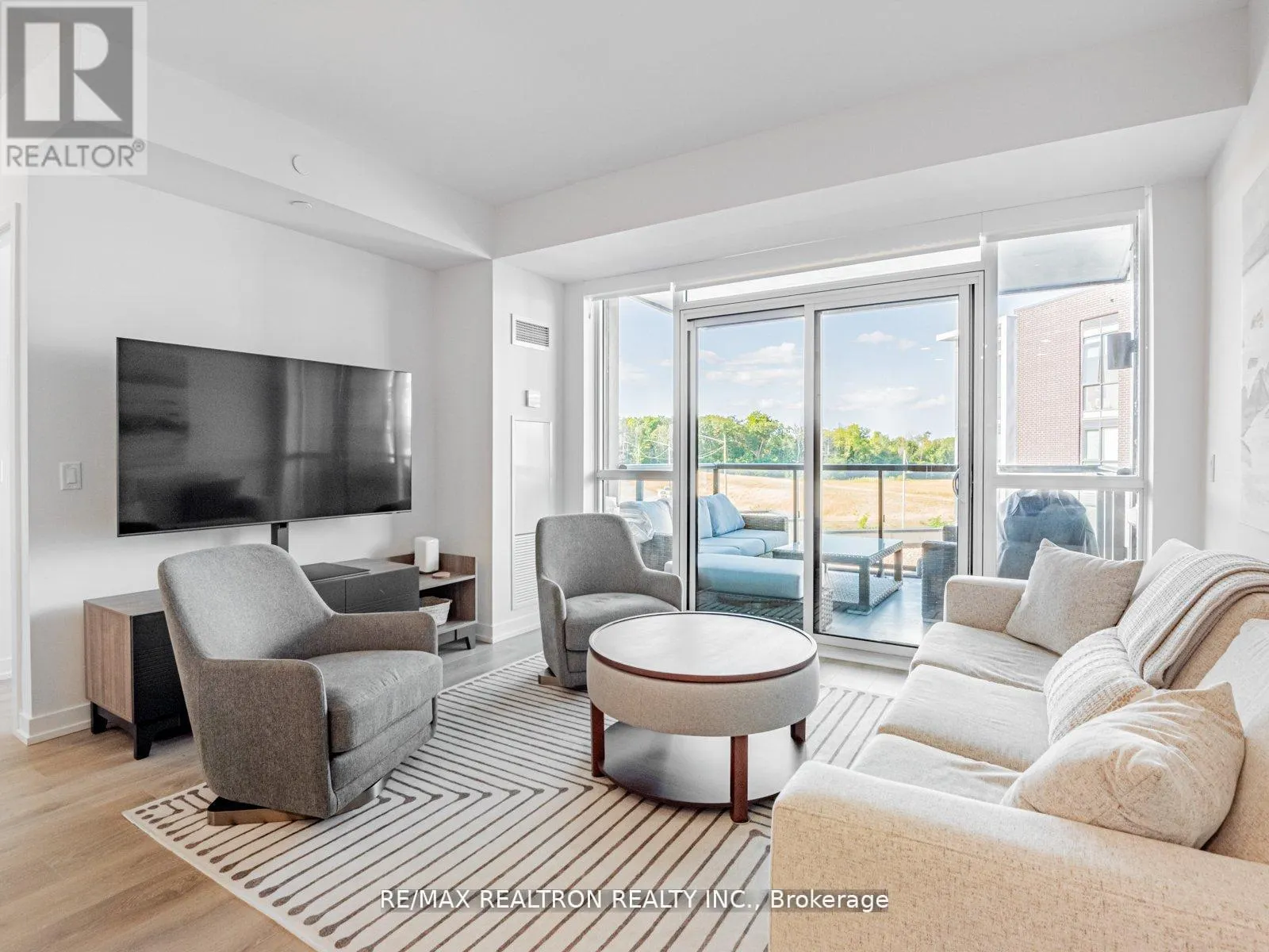 354 - 415 SEA RAY AVENUE