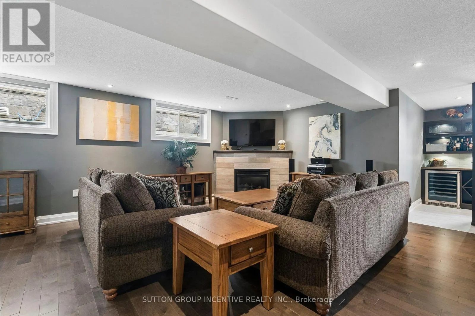260 SUNNYBRAE AVENUE