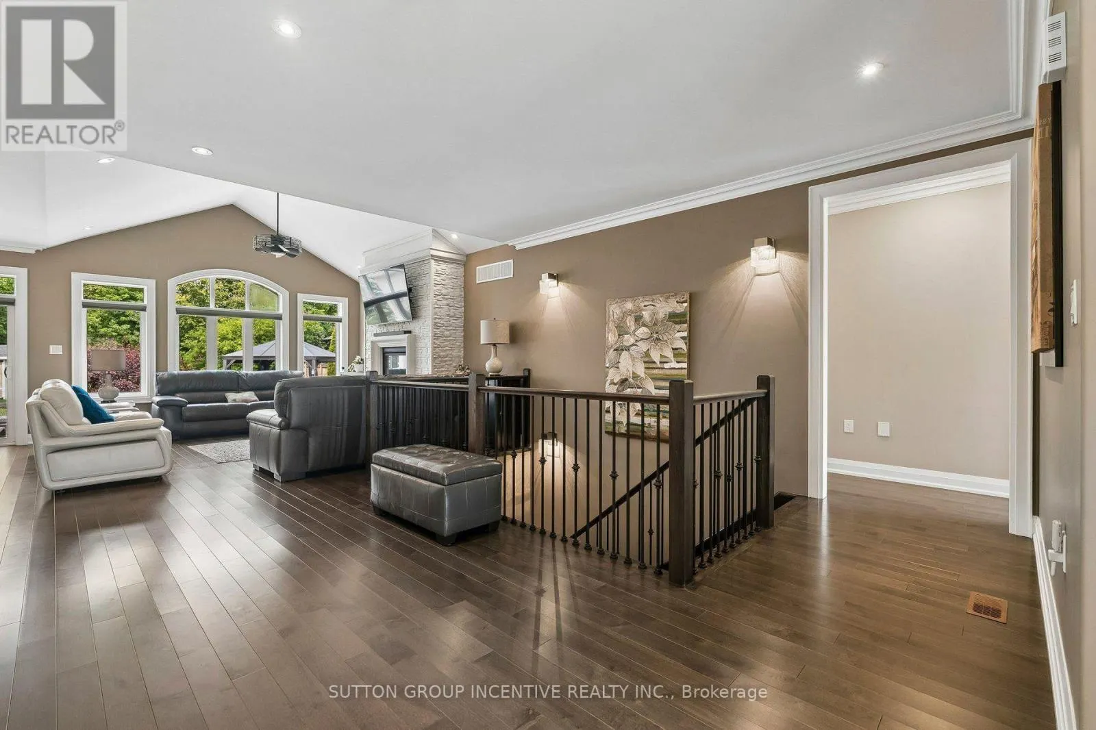 260 SUNNYBRAE AVENUE