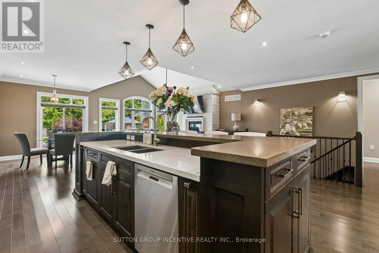 260 SUNNYBRAE AVENUE
