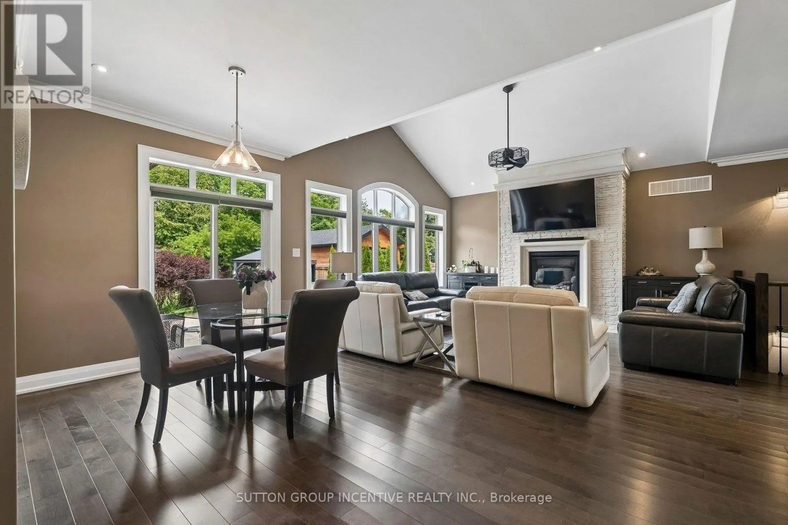260 SUNNYBRAE AVENUE