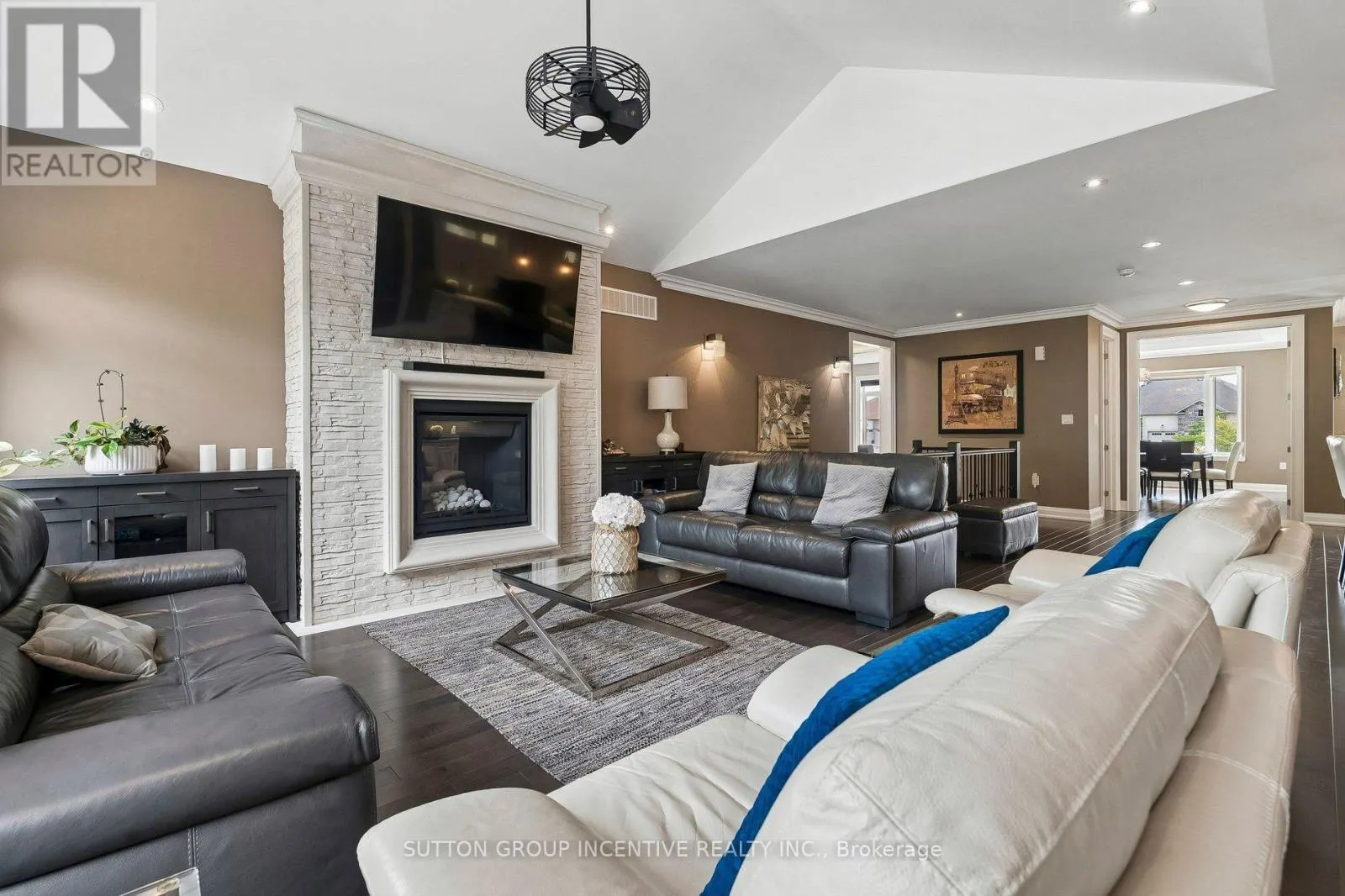 260 SUNNYBRAE AVENUE