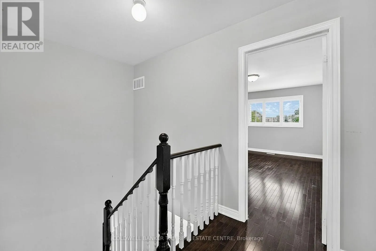 370 DOAK LANE