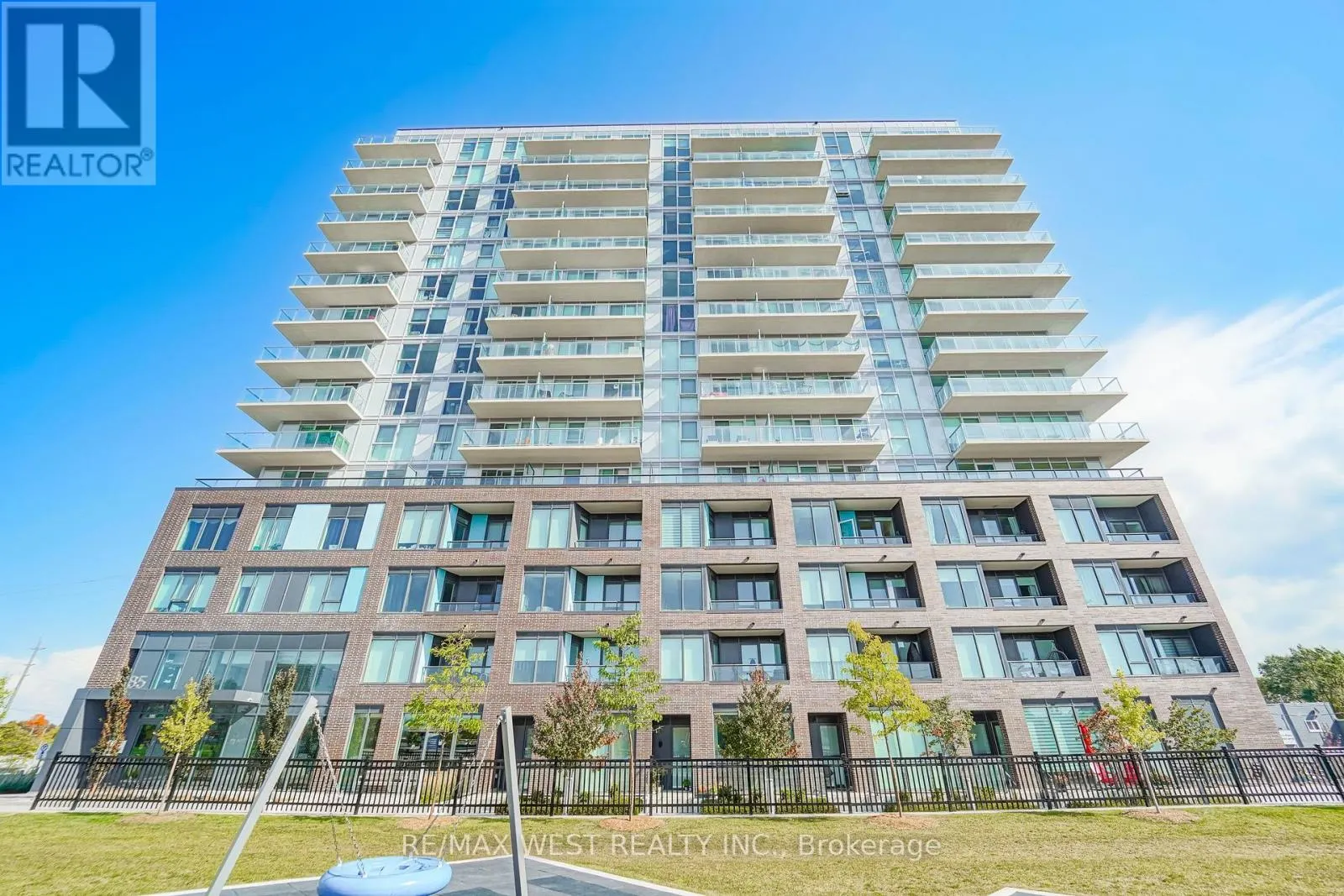 1103 - 185 DEERFIELD ROAD