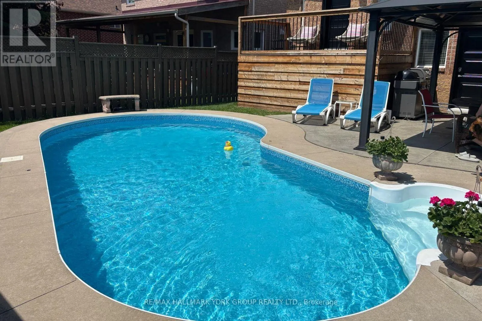 74 WRENDALE CRESCENT