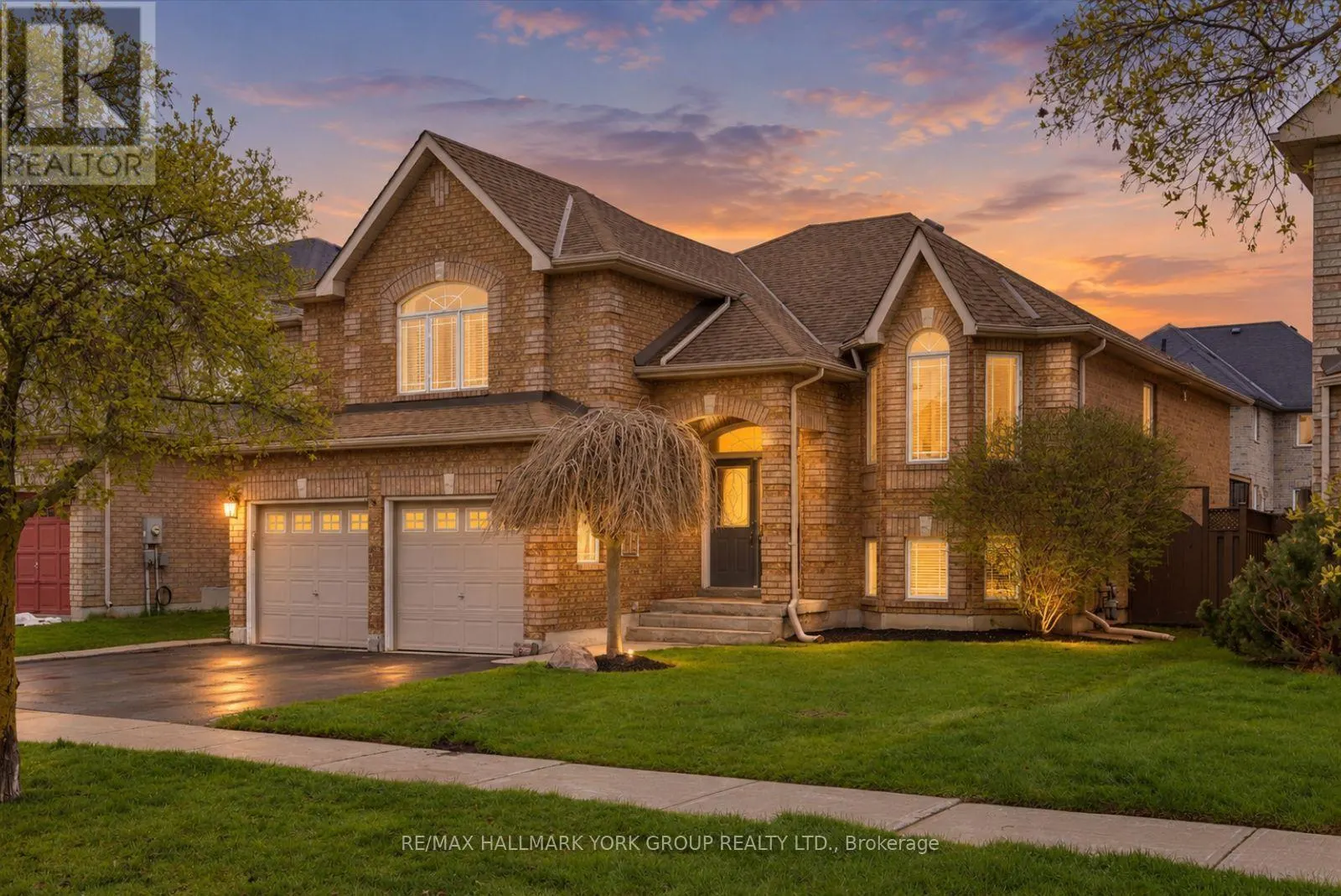 74 WRENDALE CRESCENT