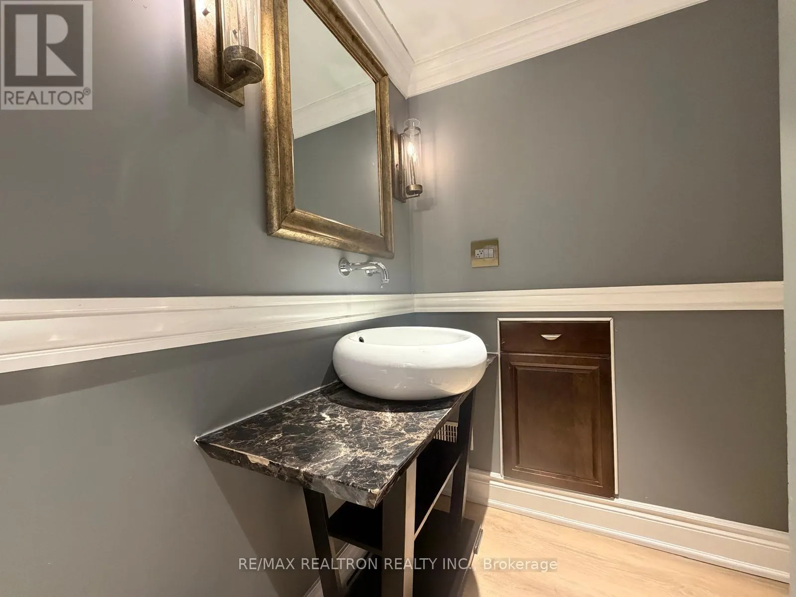 LOWER LEVEL - 113B TIMNA CRESCENT