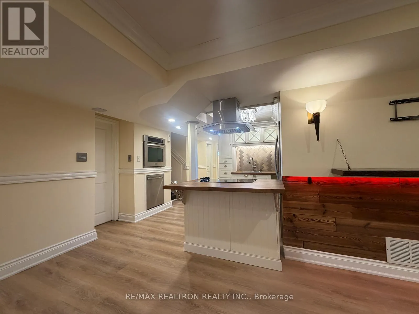 LOWER LEVEL - 113B TIMNA CRESCENT