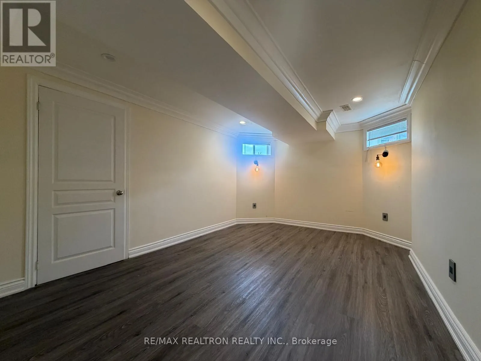 LOWER LEVEL - 113B TIMNA CRESCENT