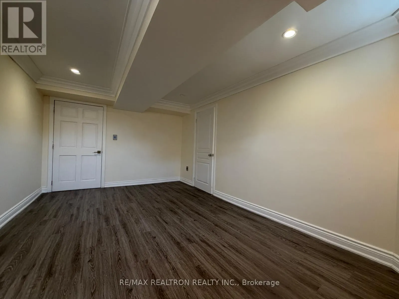 LOWER LEVEL - 113B TIMNA CRESCENT
