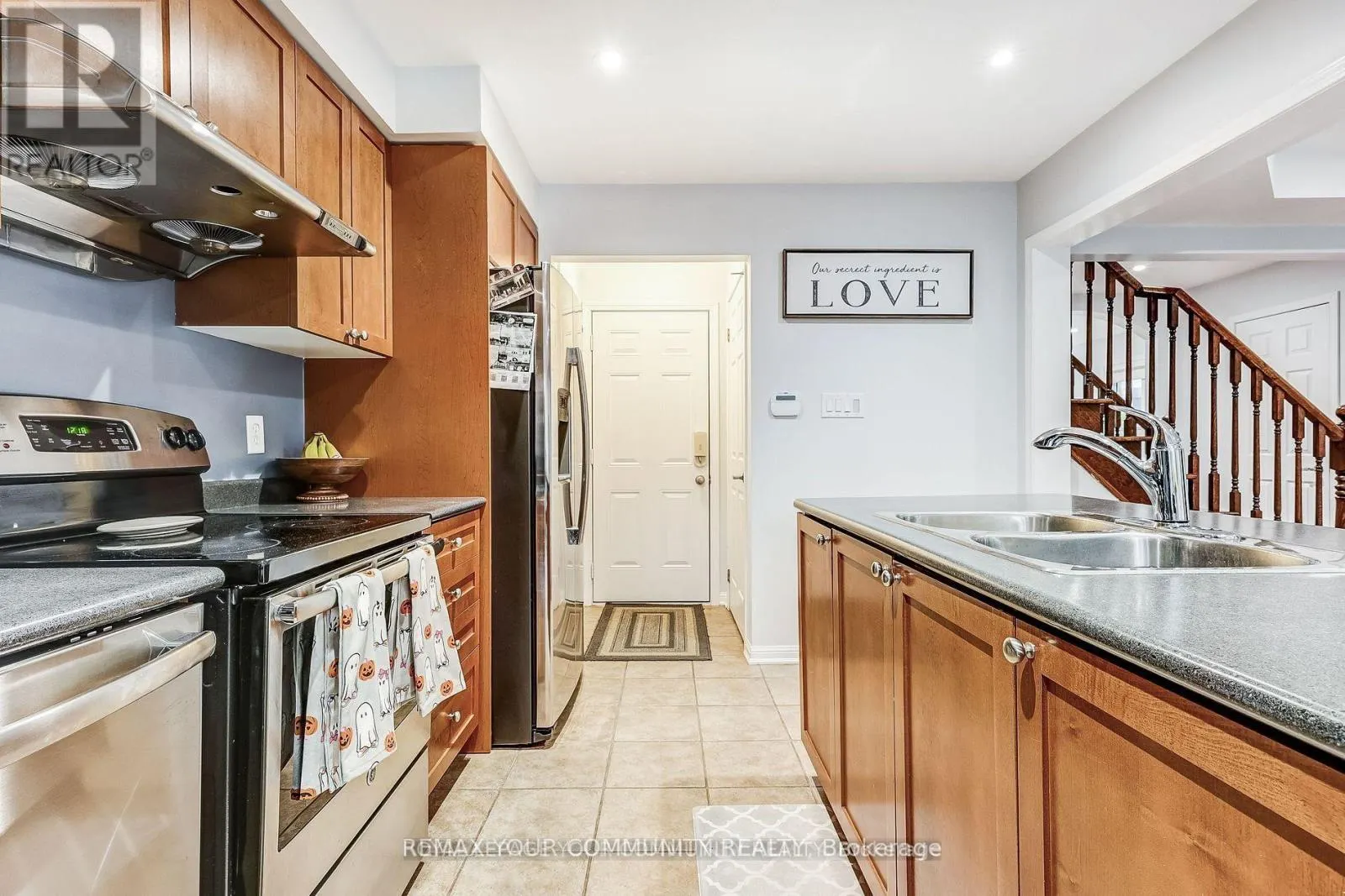 34 MILTROSE CRESCENT