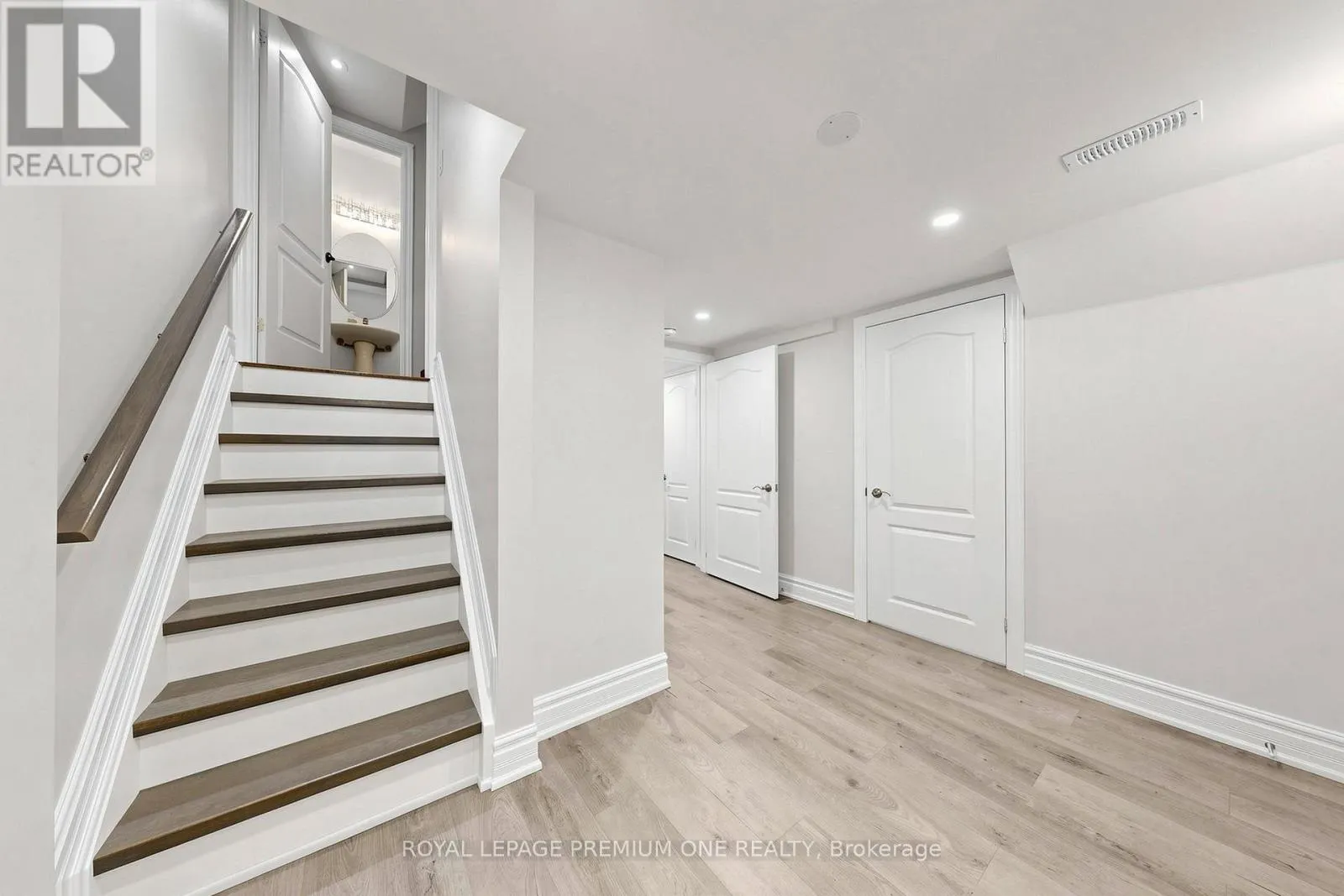 46 BOSCO DRIVE