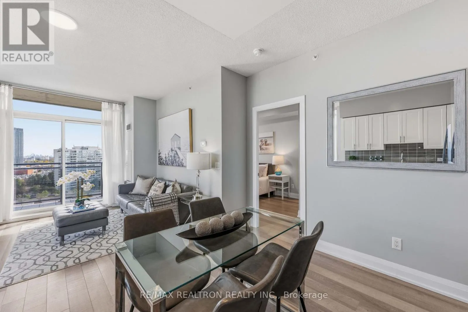 1205 - 85 NORTH PARK ROAD