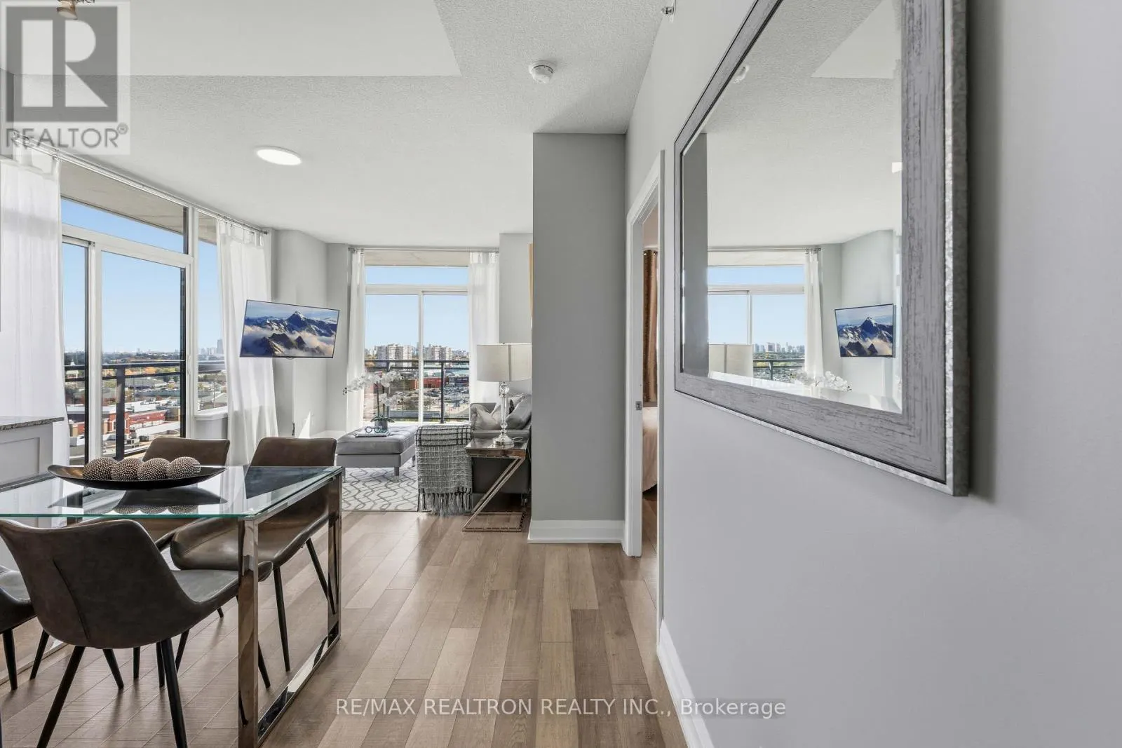 1205 - 85 NORTH PARK ROAD