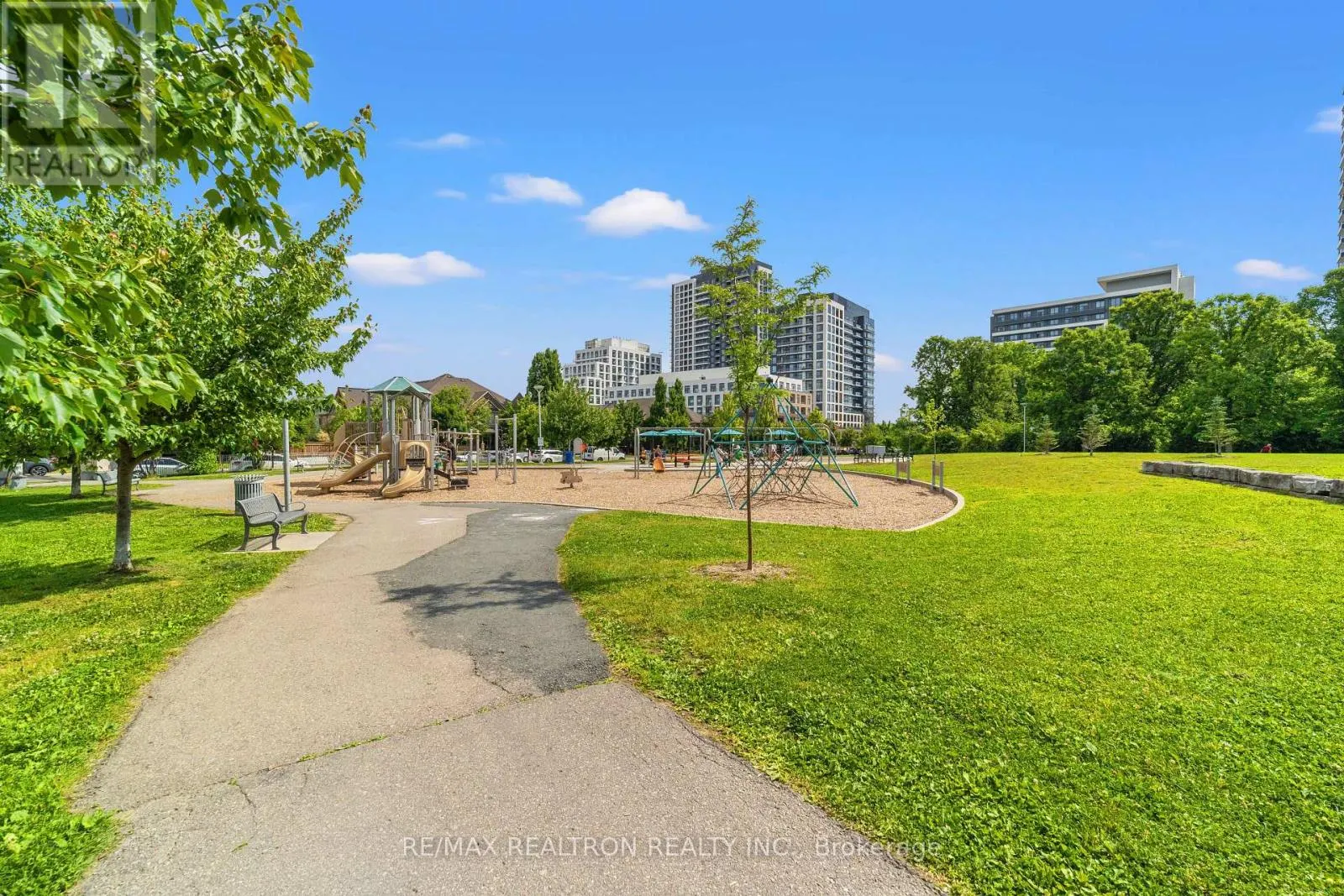 1205 - 85 NORTH PARK ROAD