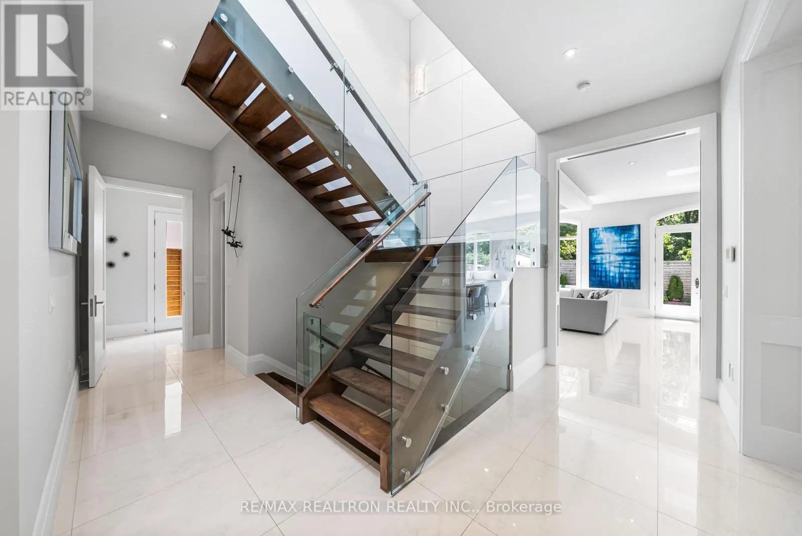 25 PORTREE CRESCENT