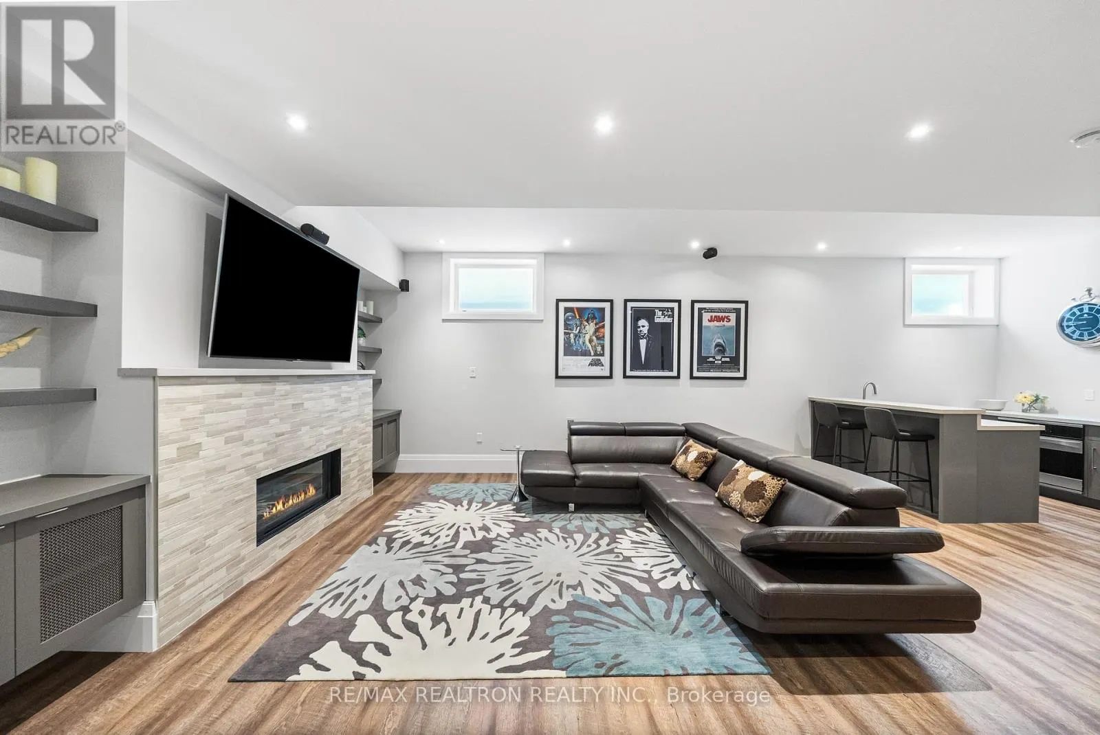 25 PORTREE CRESCENT