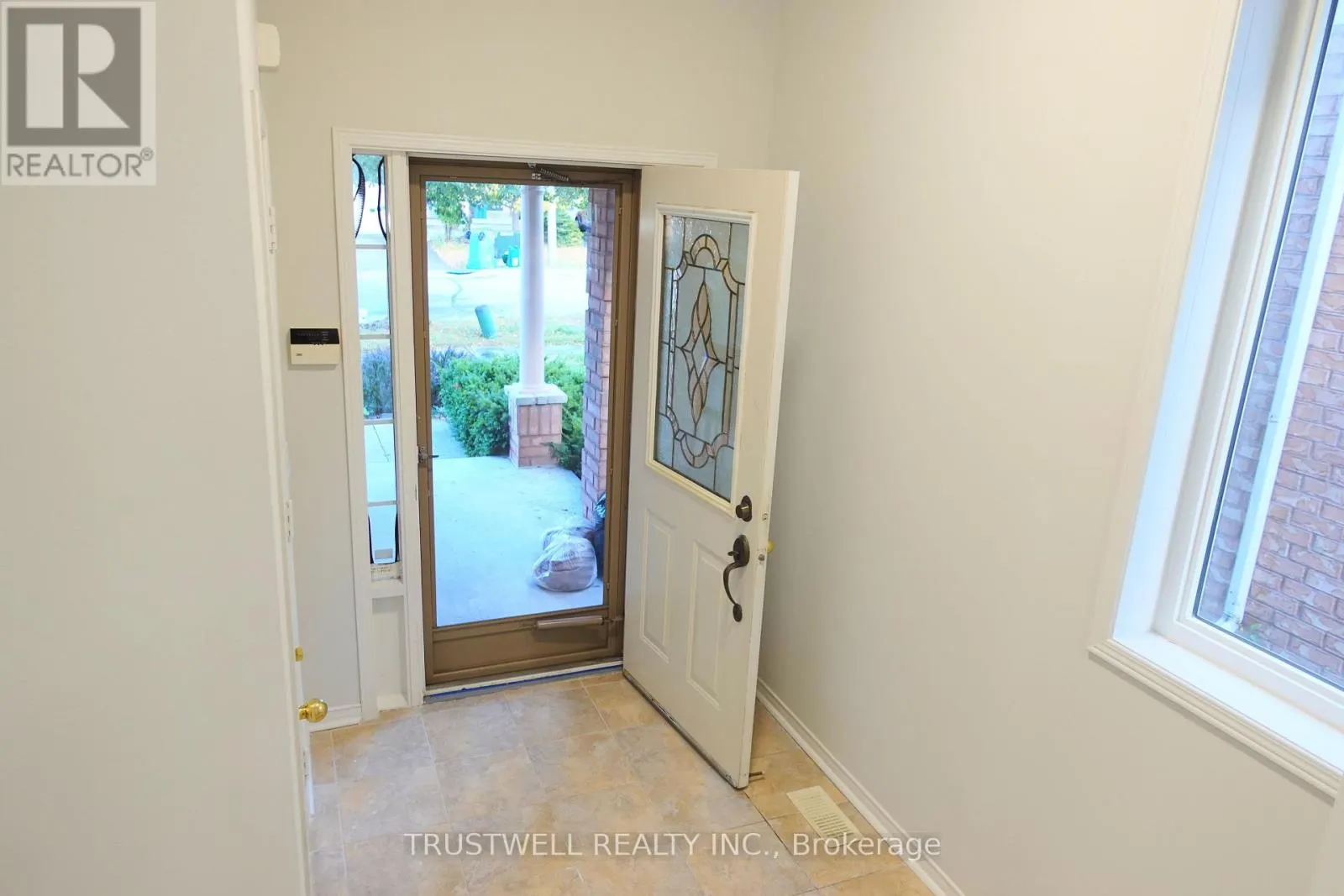 111 MILLCLIFF CIRCLE