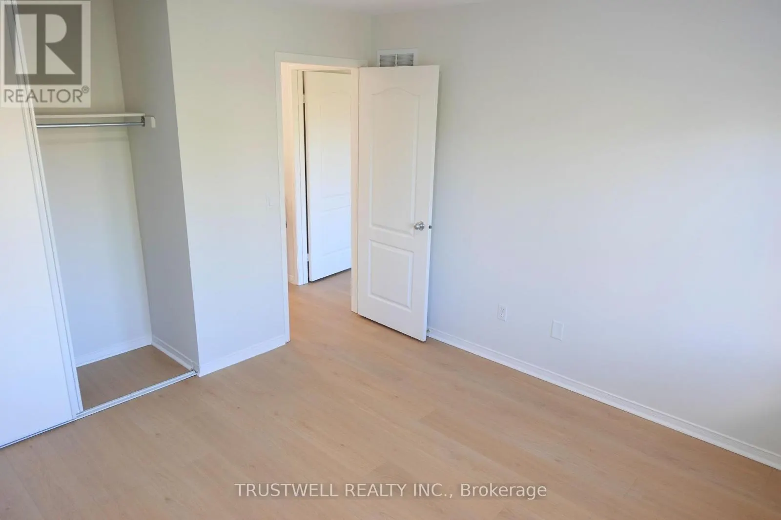 111 MILLCLIFF CIRCLE