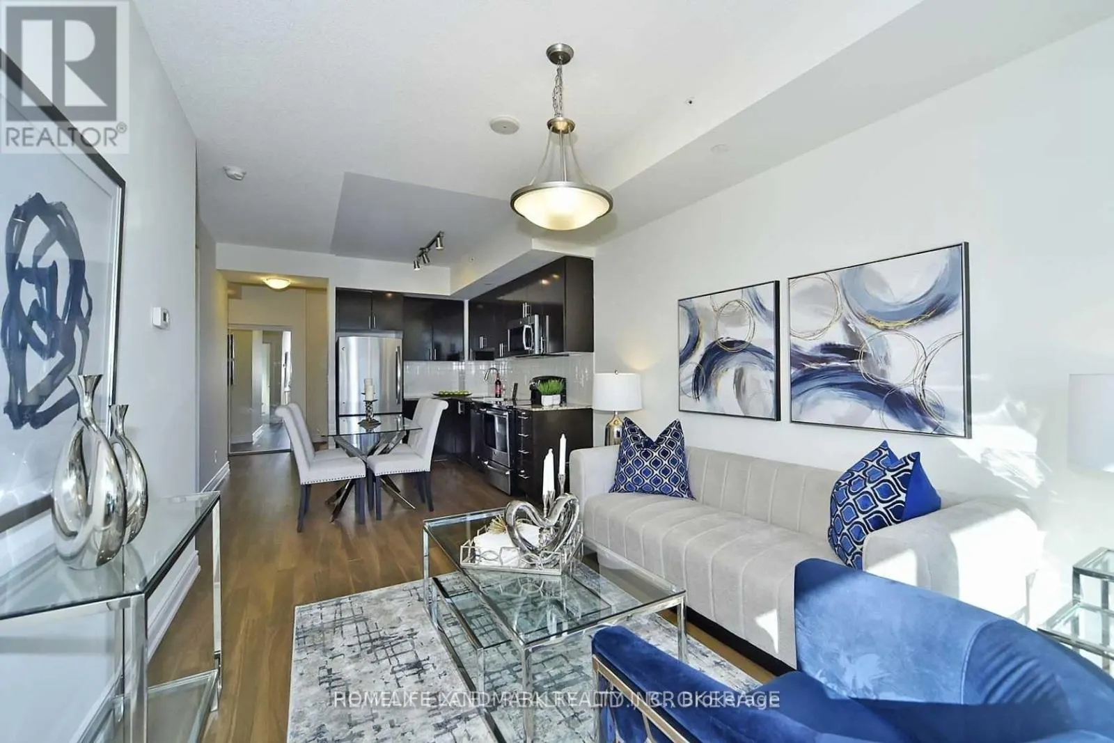 1408 - 7167 YONGE STREET