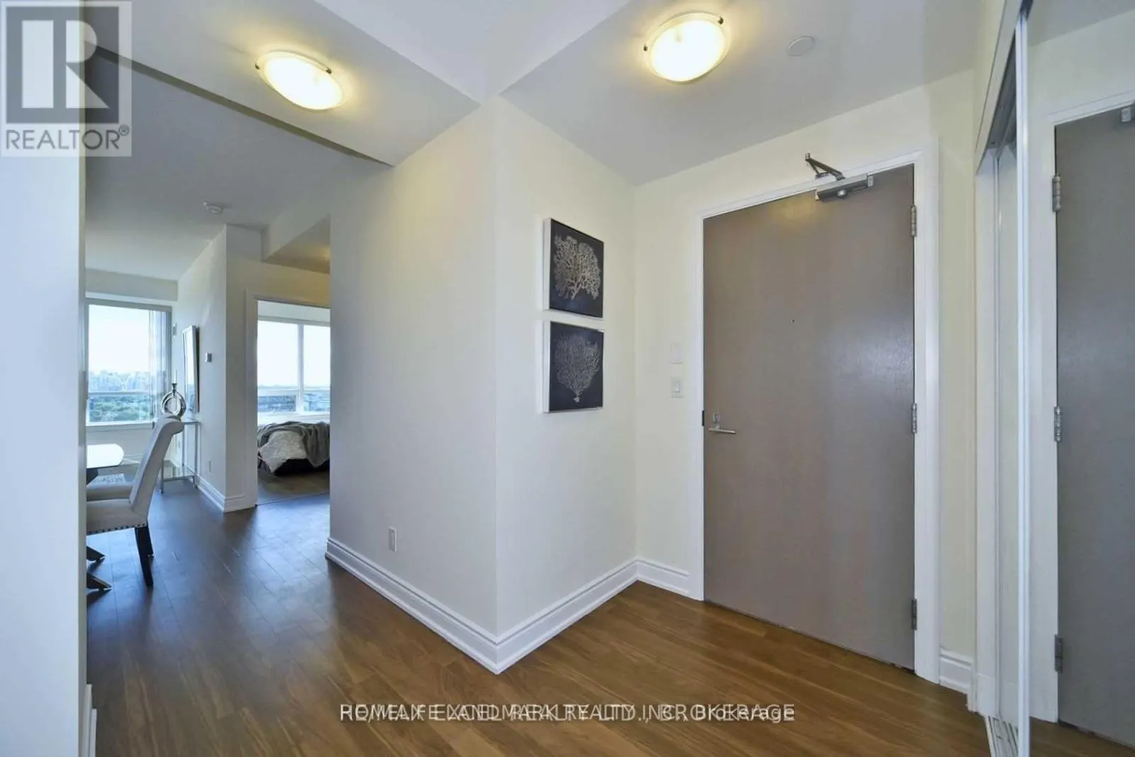 1408 - 7167 YONGE STREET