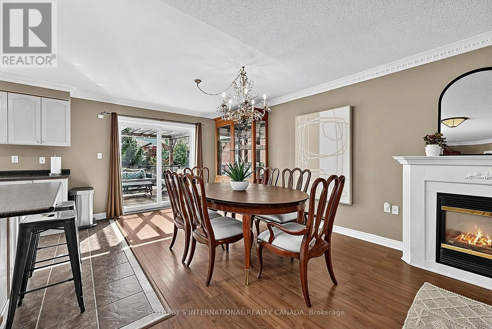 4 BRECKEN DRIVE