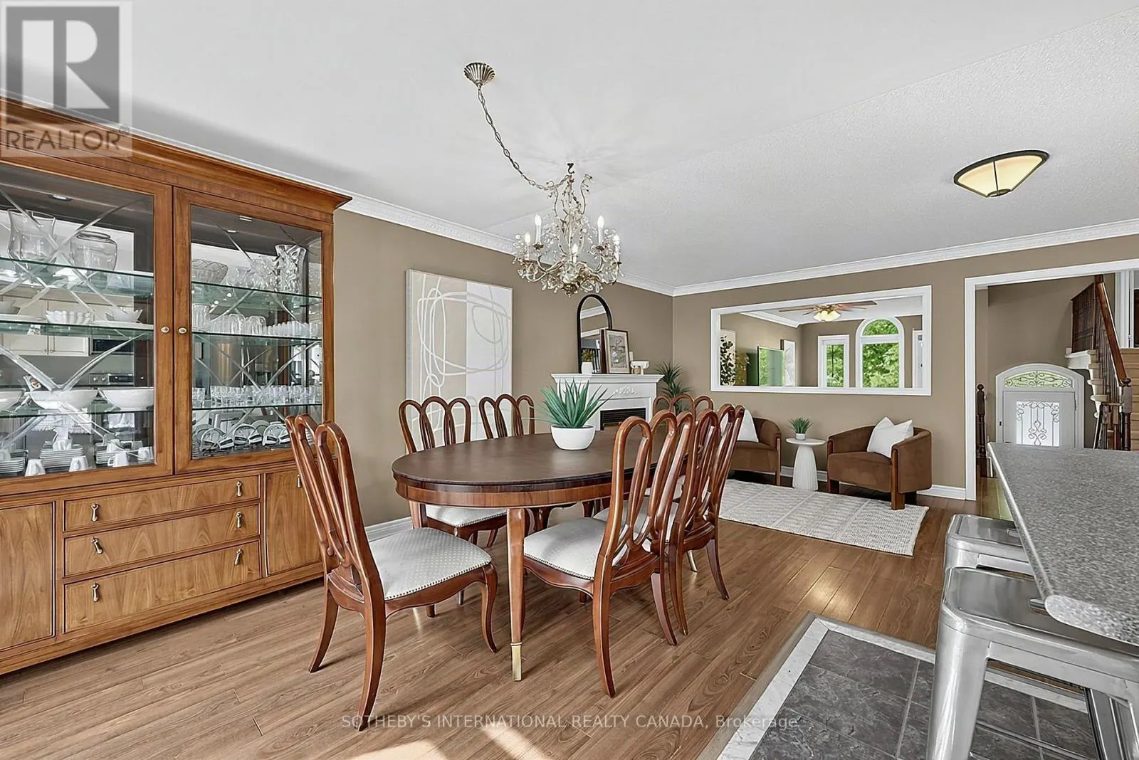 4 BRECKEN DRIVE