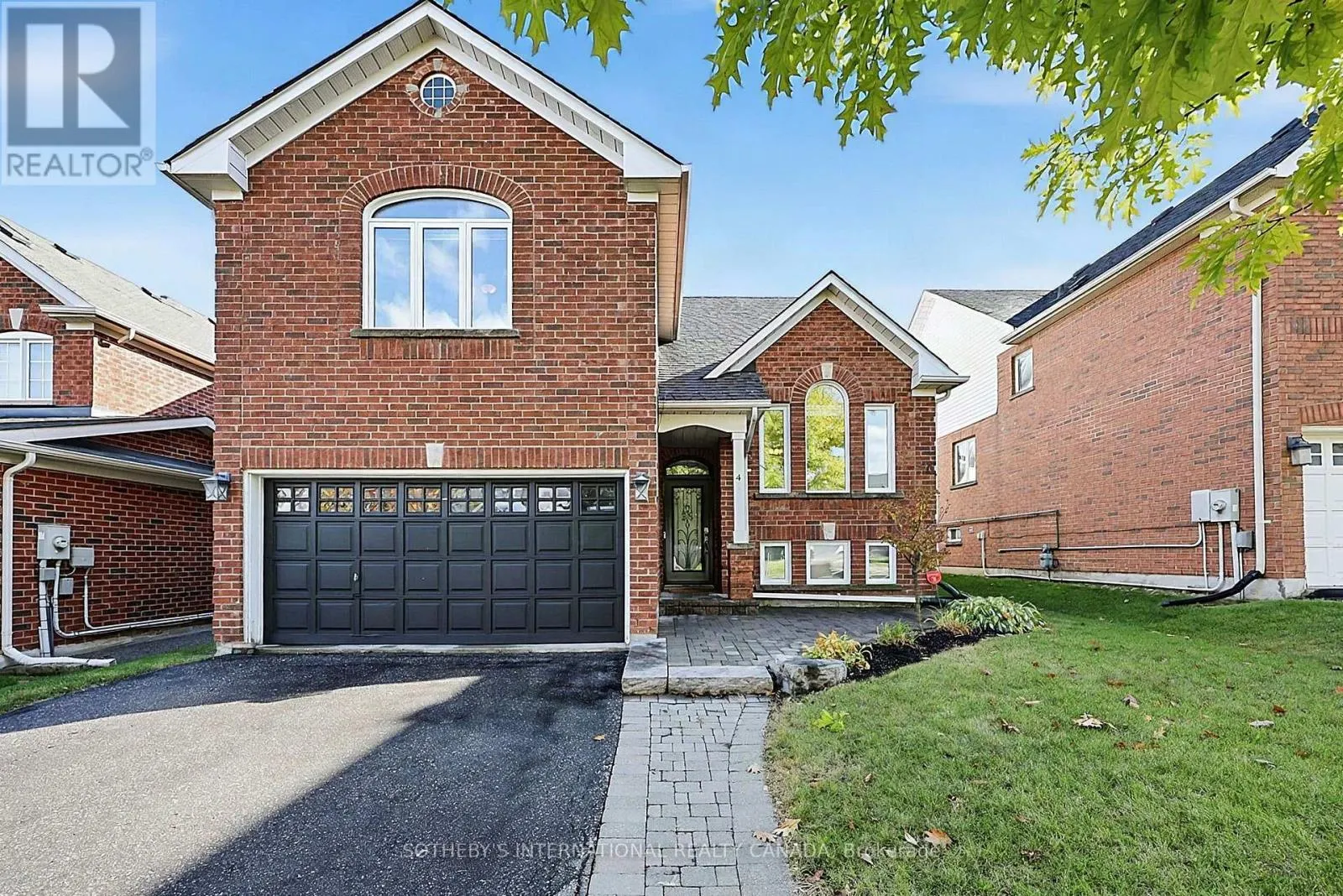 4 BRECKEN DRIVE