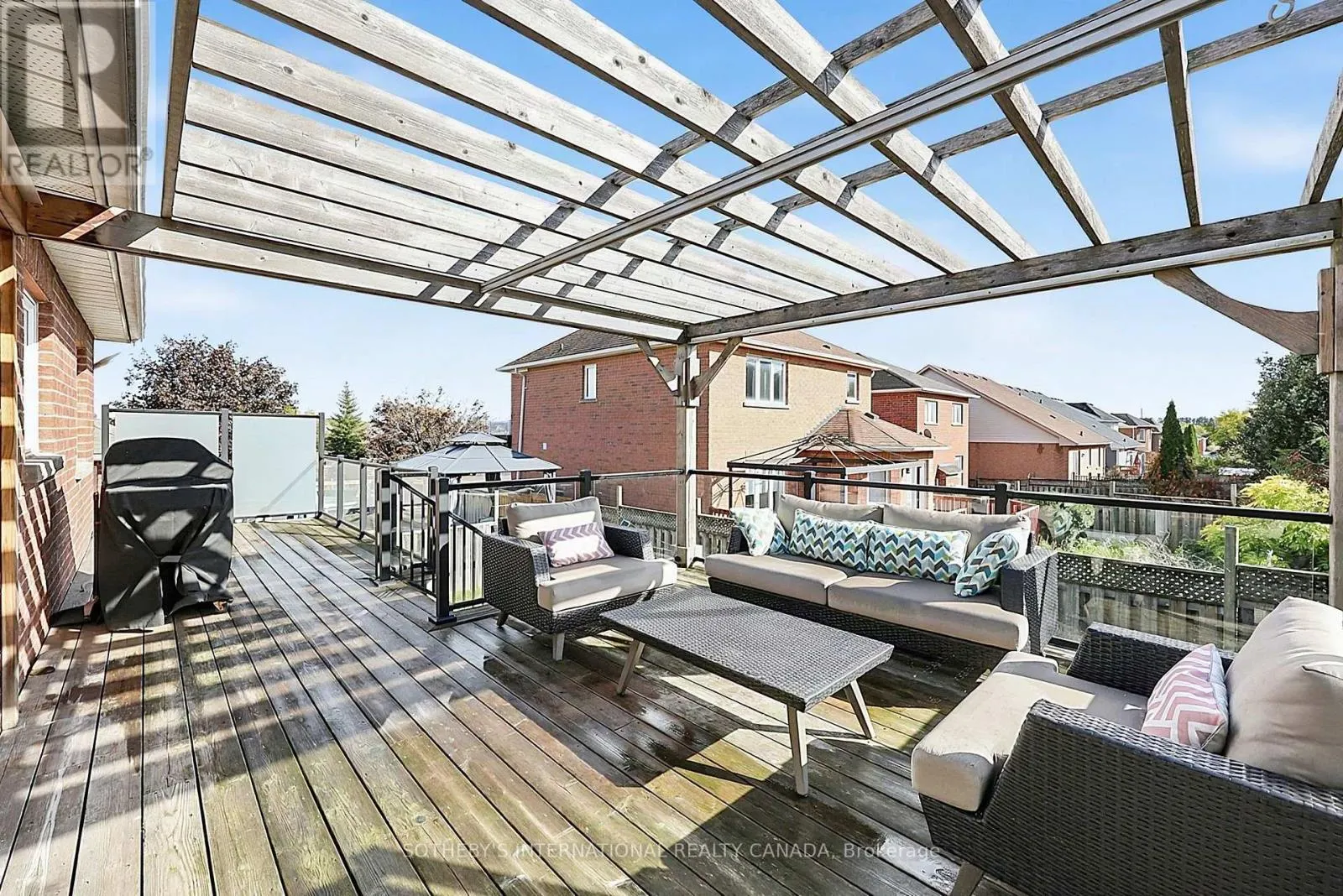 4 BRECKEN DRIVE