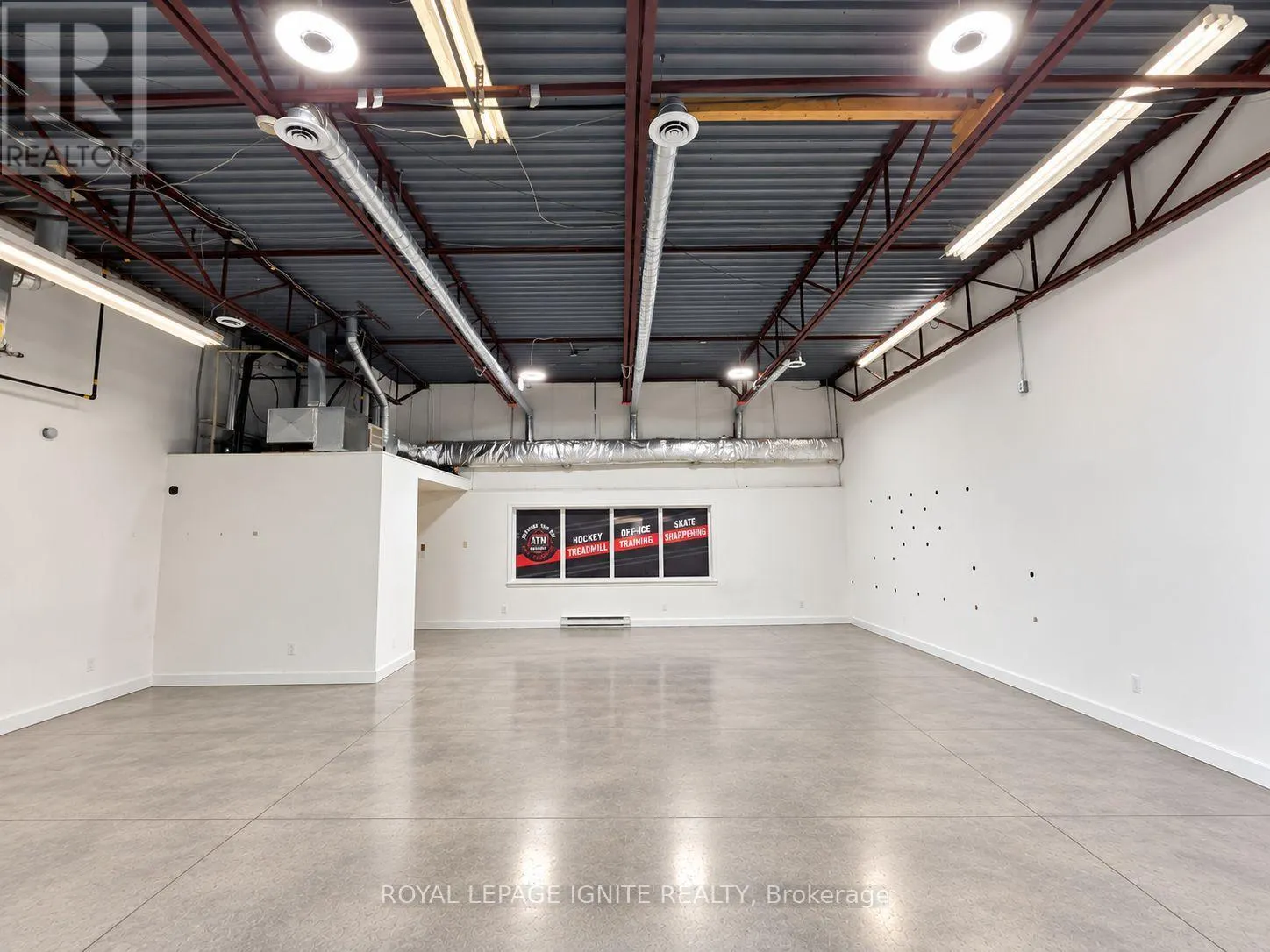 #18 - 82 SANDIFORD DRIVE