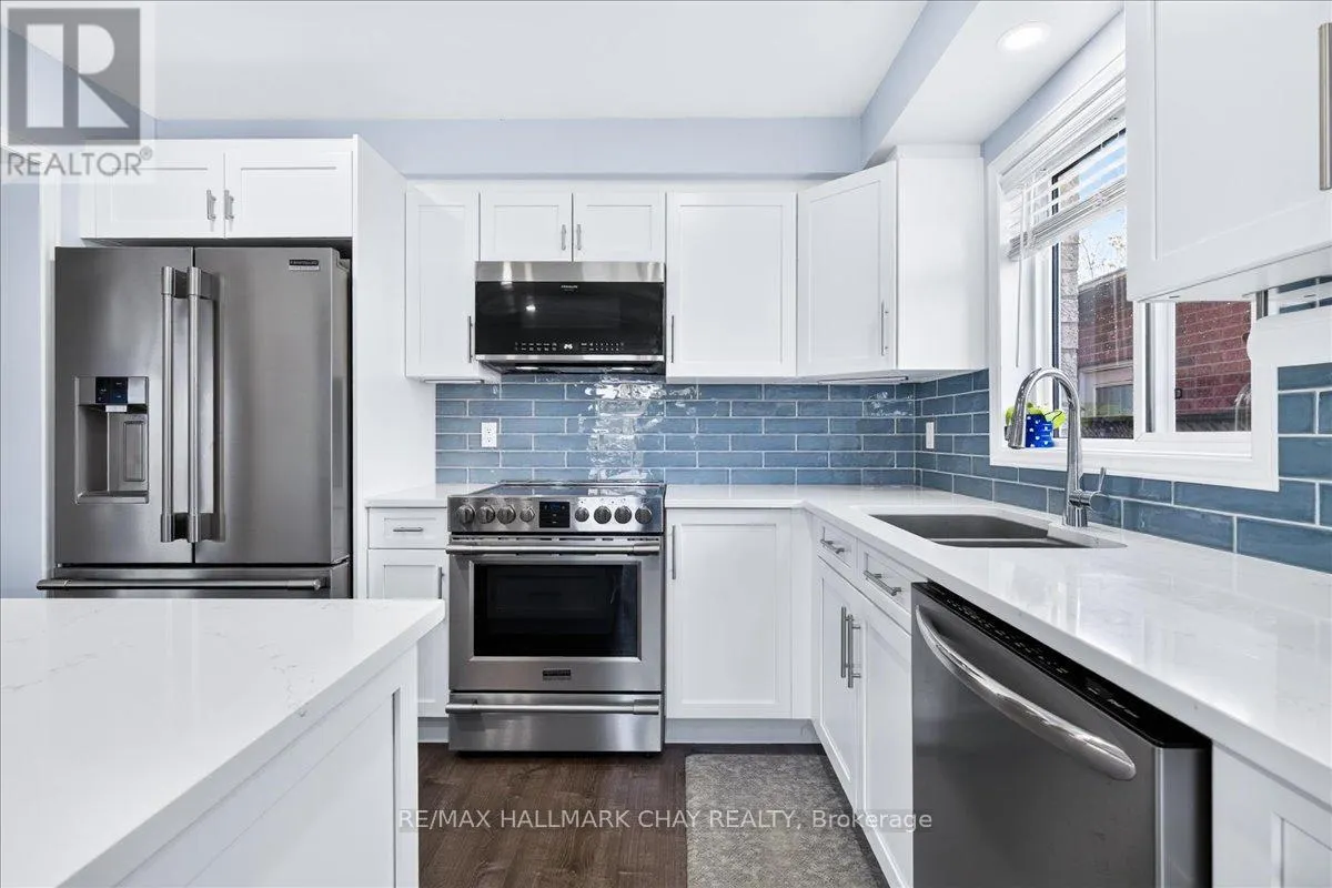 37 JOLIETTE PLACE