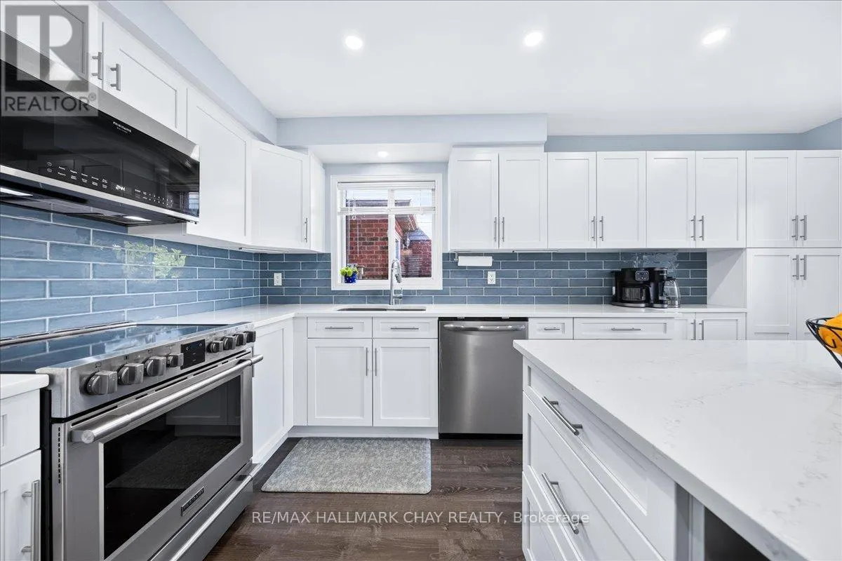 37 JOLIETTE PLACE