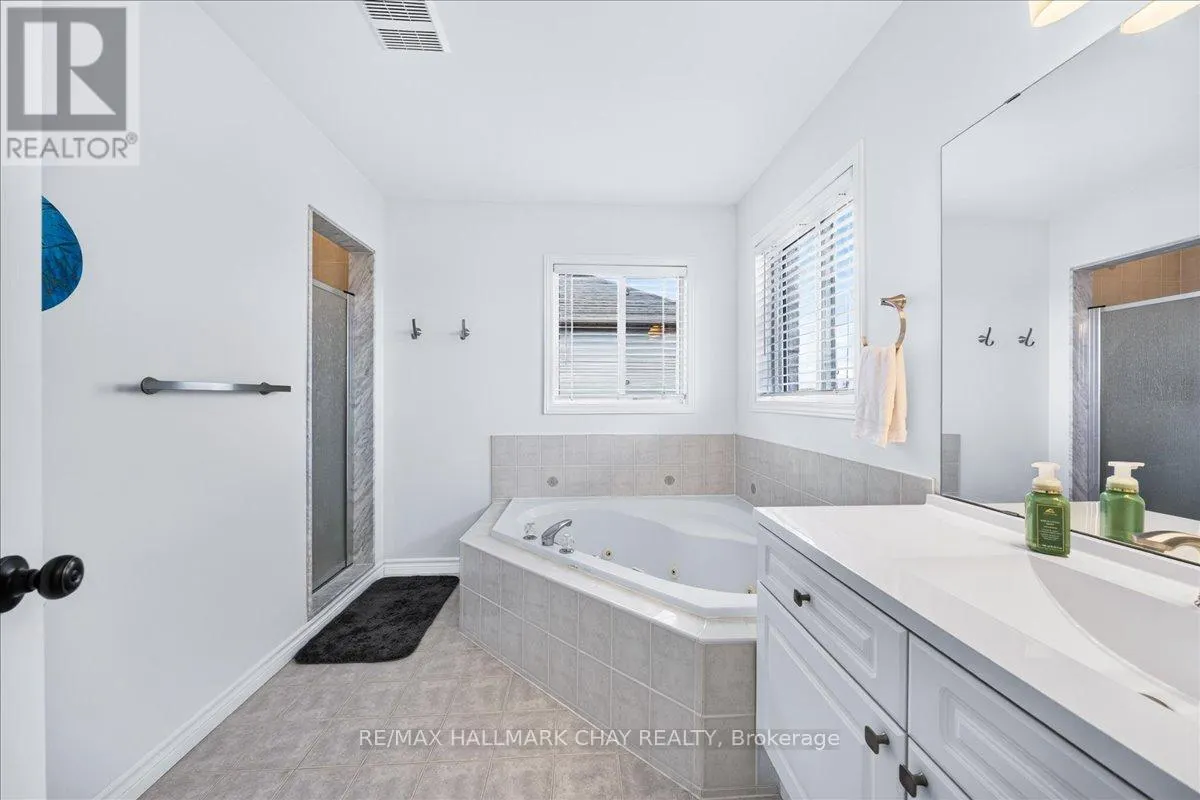 37 JOLIETTE PLACE