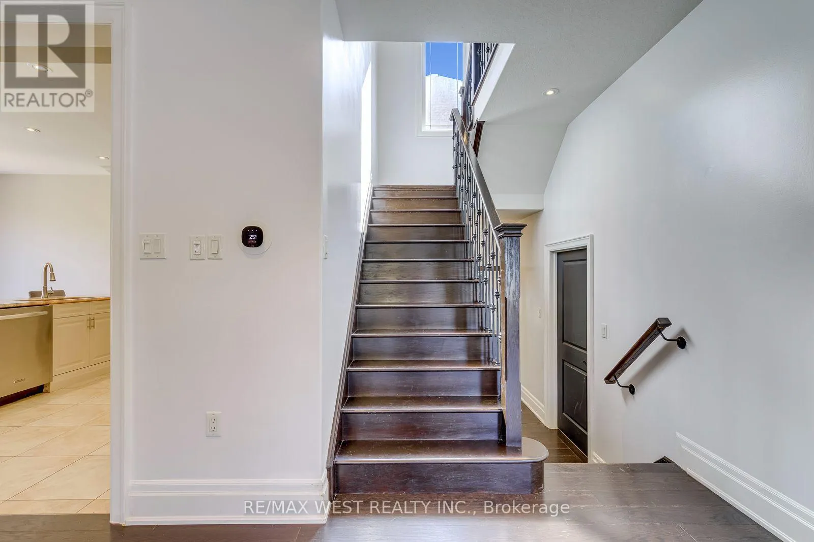 213 EIGHT AVENUE