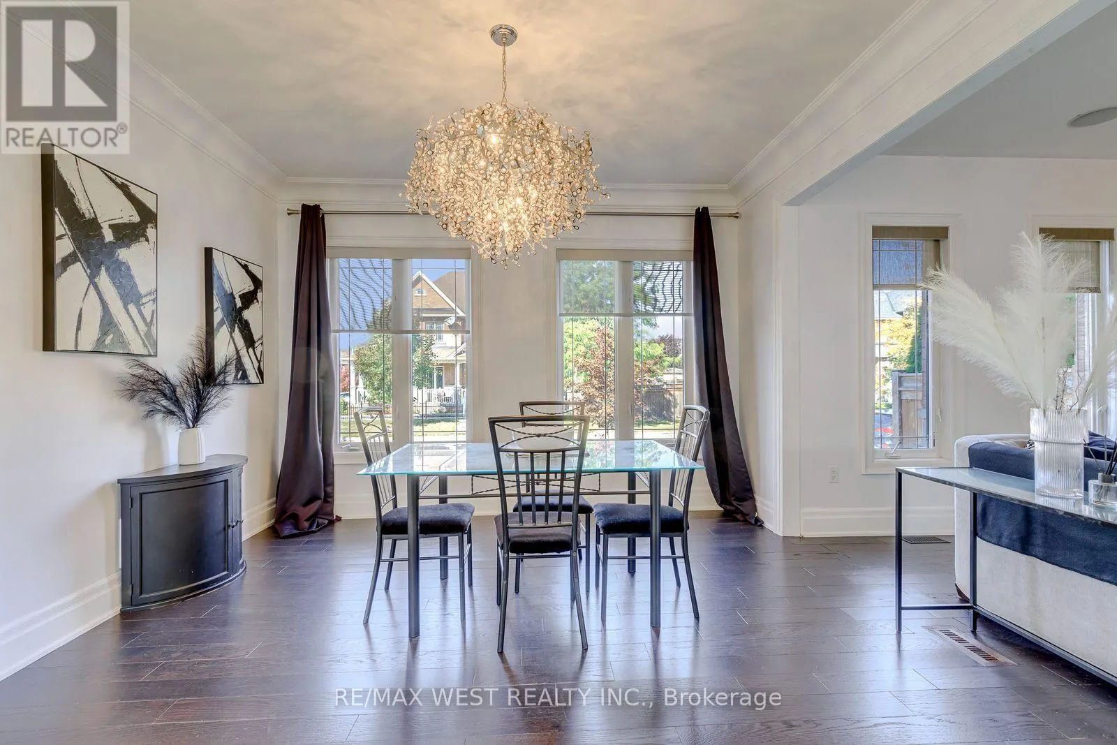 213 EIGHT AVENUE
