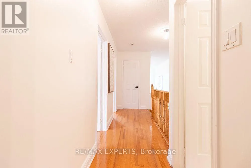 104 ECHO RIDGE CRESCENT