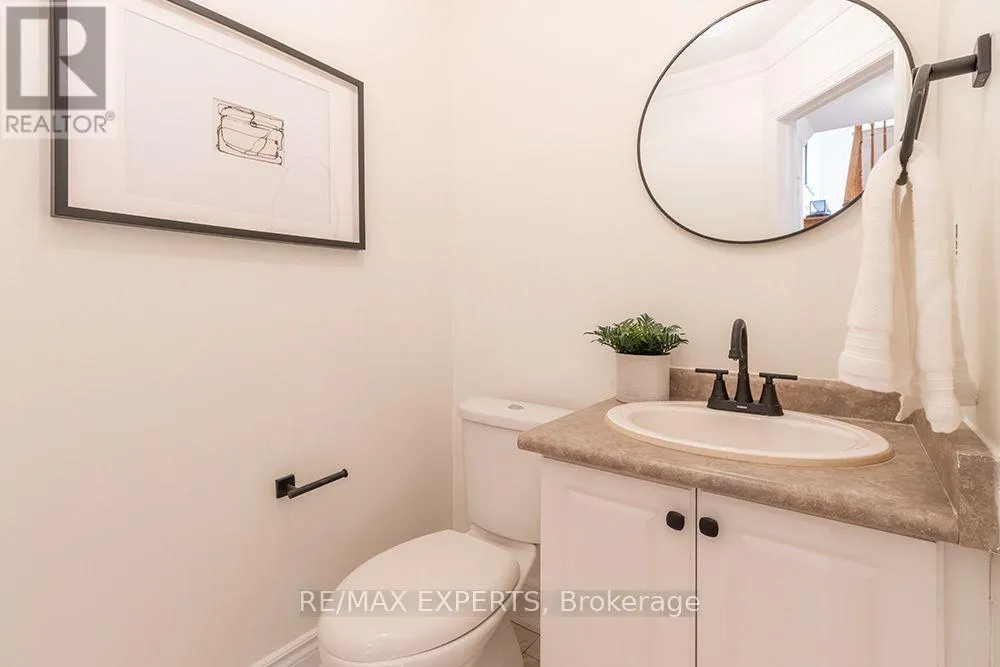 104 ECHO RIDGE CRESCENT