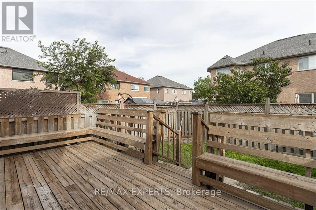104 ECHO RIDGE CRESCENT