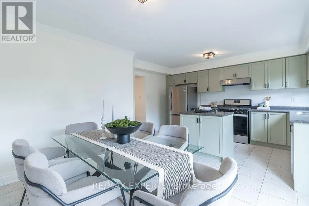 104 ECHO RIDGE CRESCENT