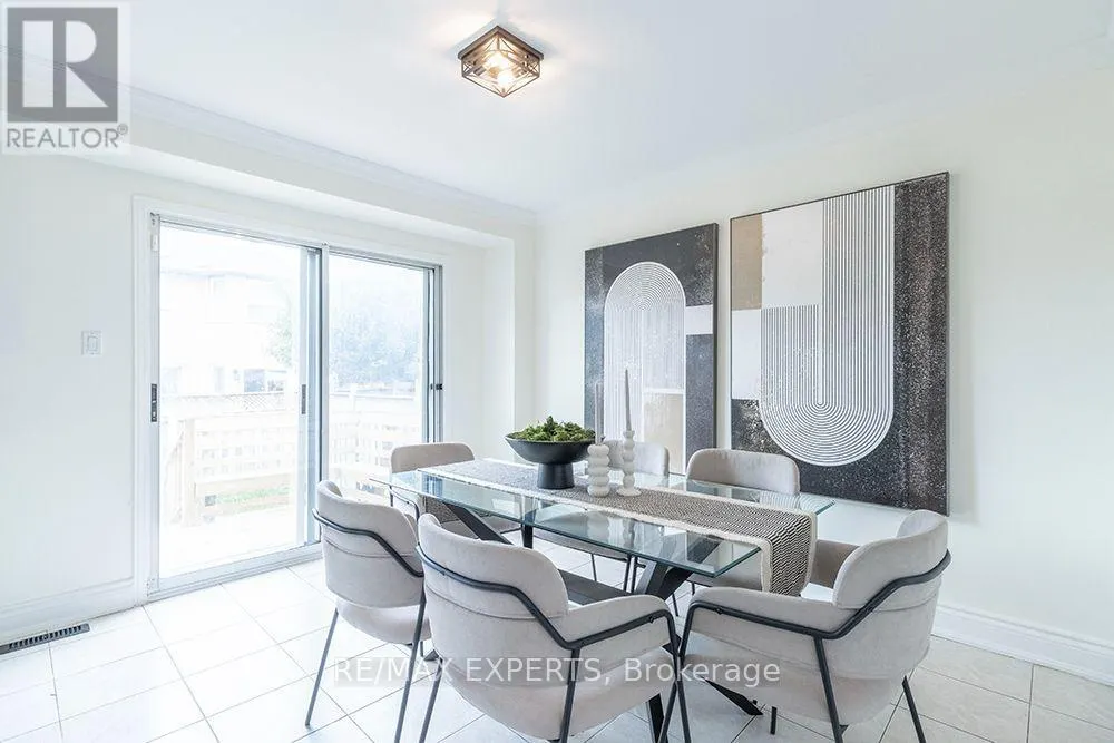 104 ECHO RIDGE CRESCENT