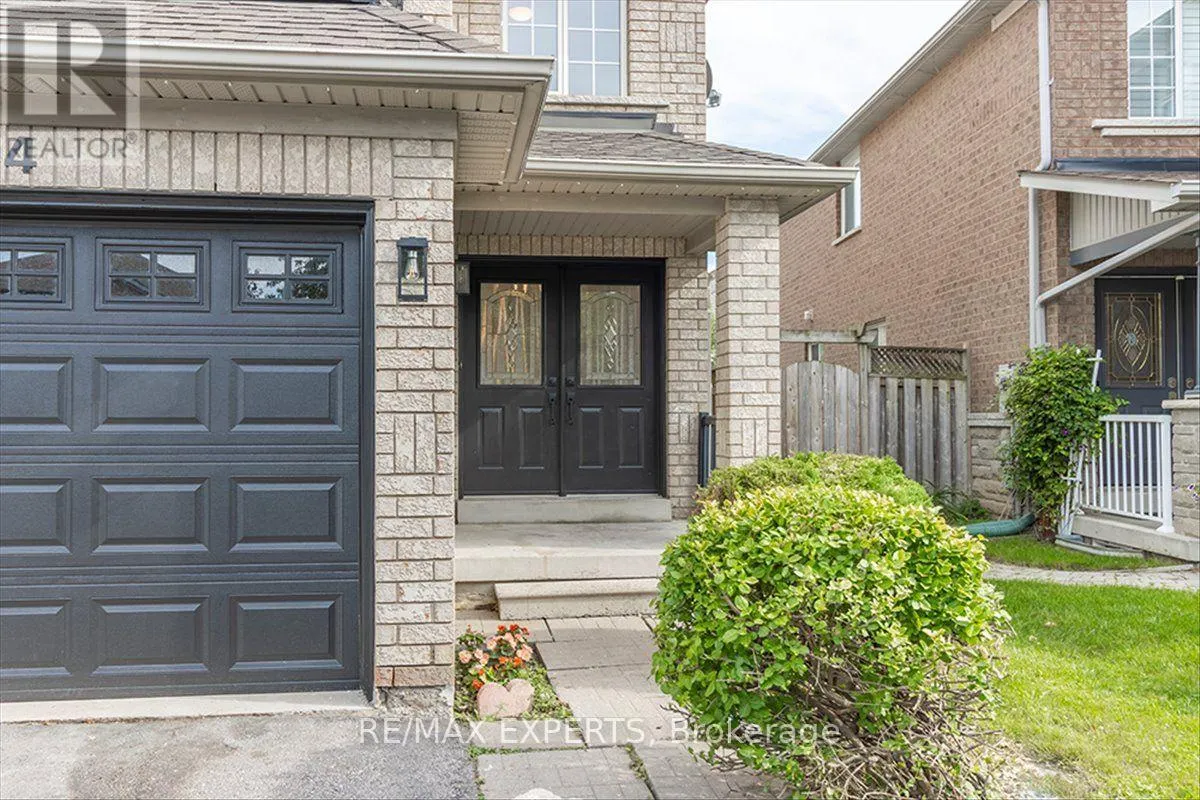 104 ECHO RIDGE CRESCENT