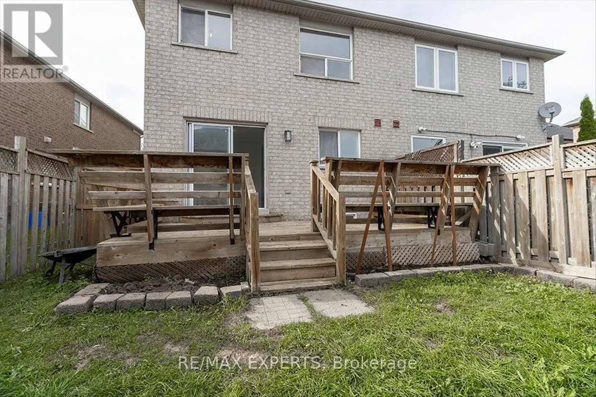 104 ECHO RIDGE CRESCENT