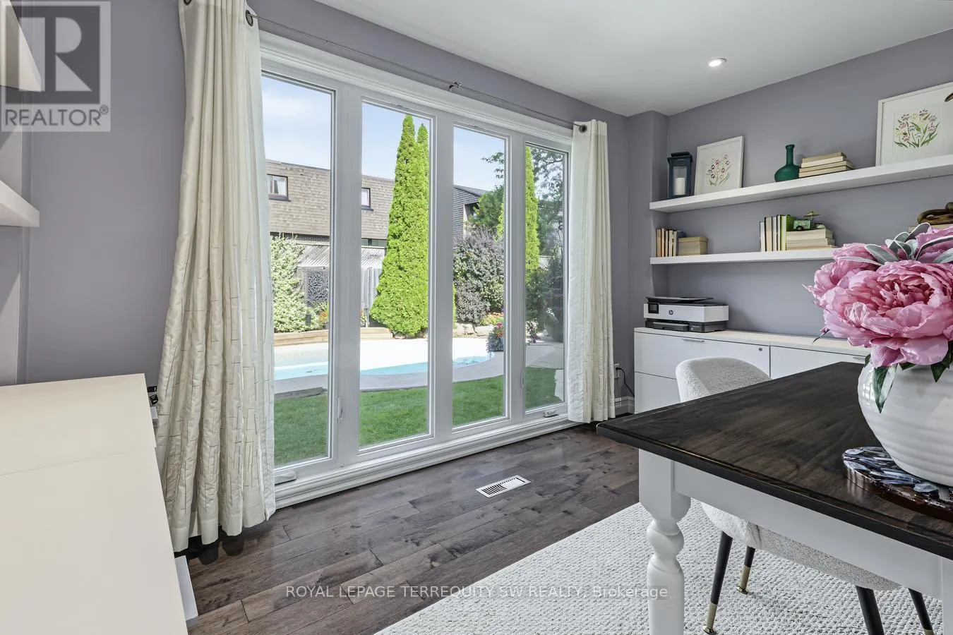 36 CAPTAIN ROLPH BOULEVARD