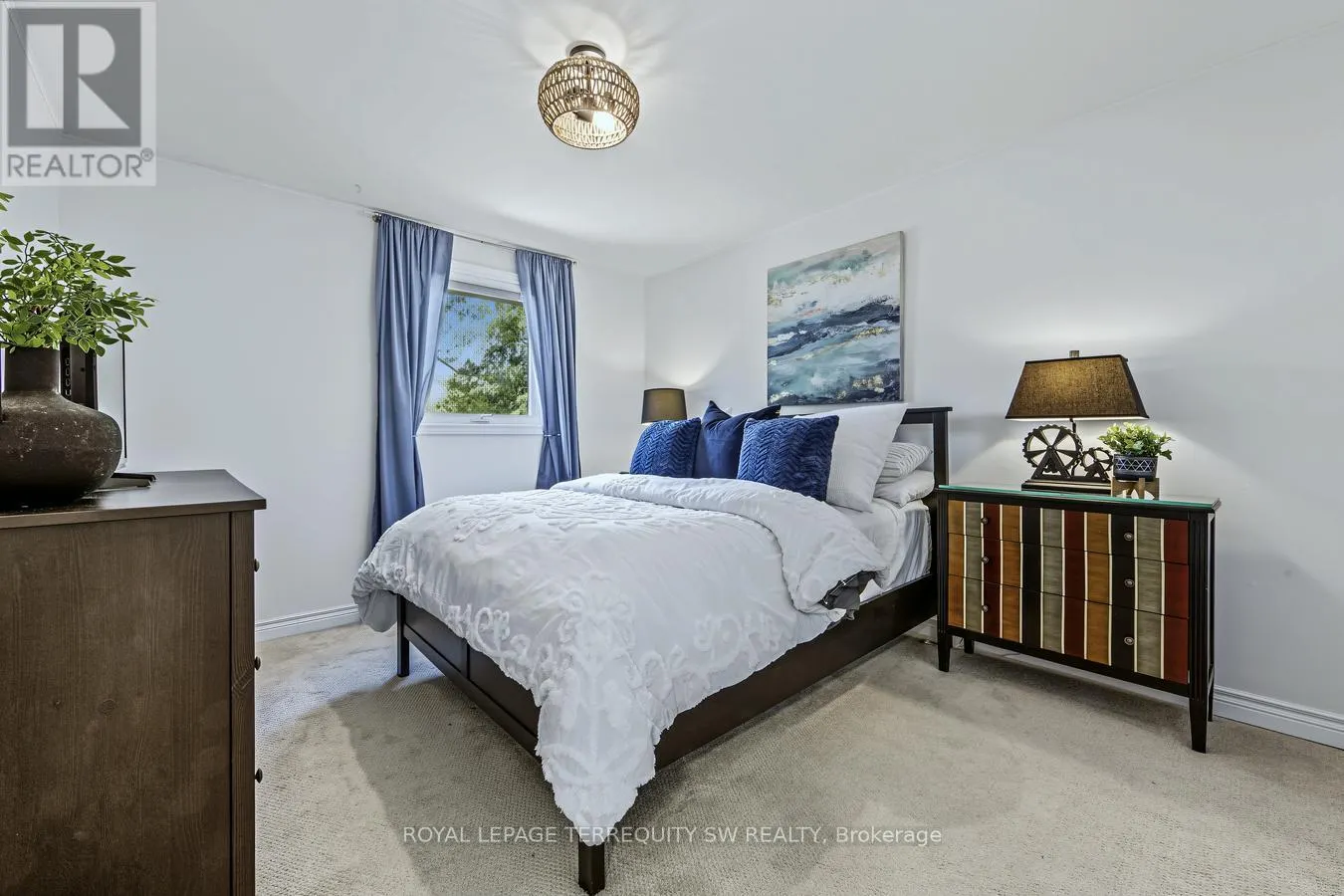 36 CAPTAIN ROLPH BOULEVARD